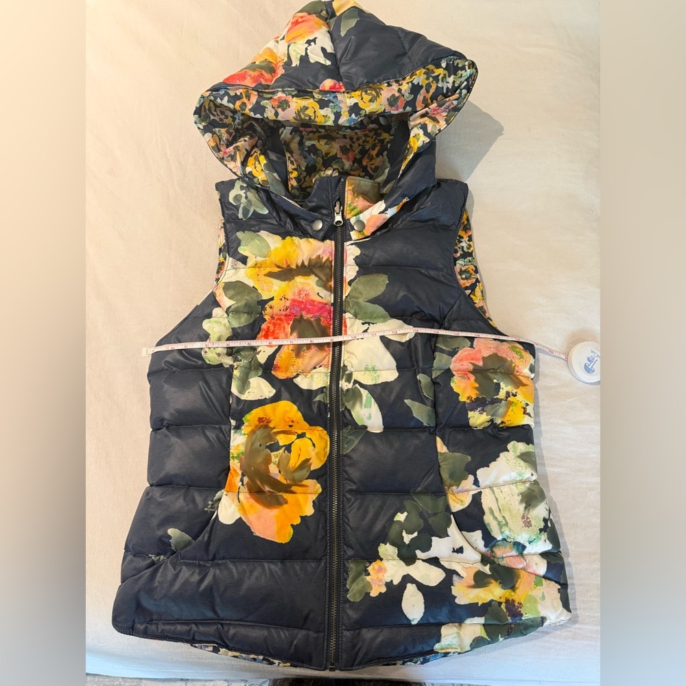 Anthropologie Floral Puffer Vest with Hood - Picture 4 of 6